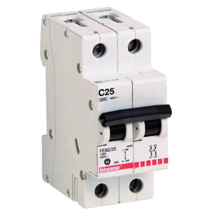 Interruptor Termomagnético Mini Din De Dos Polos 32 Amperes Fn82Cew32 230/400 Volts Ec5001